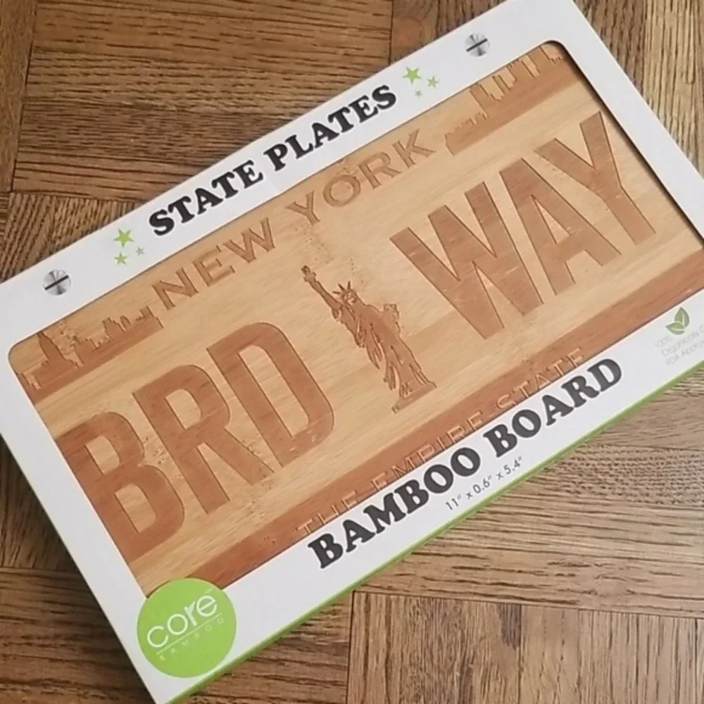 NWT New York Bamboo Cutting Board